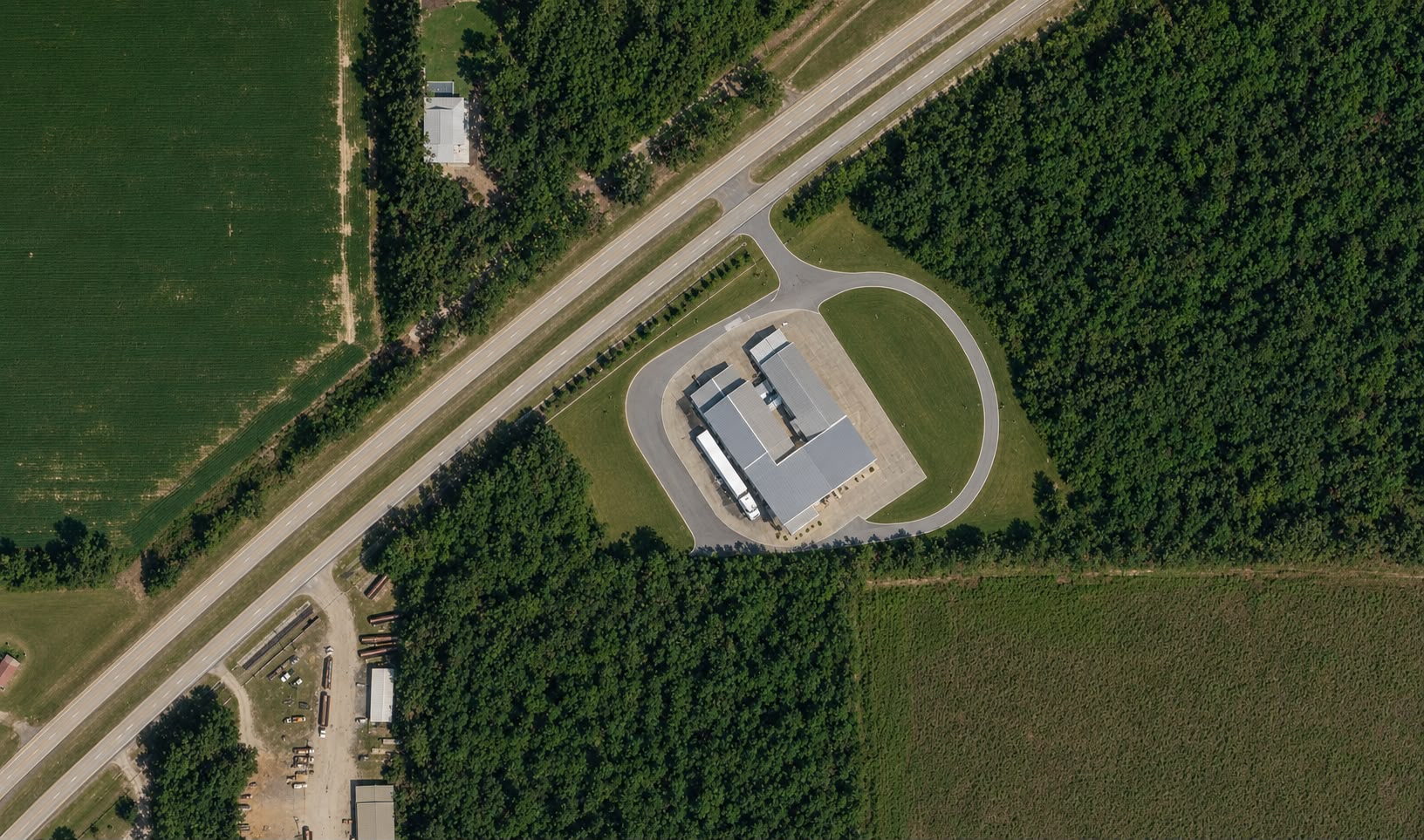 Aerial view of the Industrial Machine Worx Alabama facility